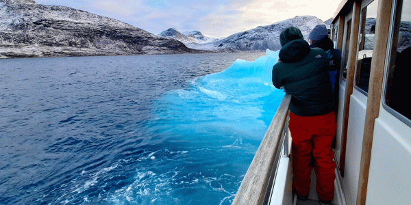 Photo | Boat journey through icebergs in Greenland